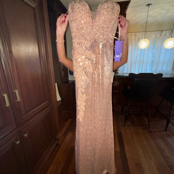 GAUTIER CD COLLECTION CD3936 SIZE 2 NEVER WORN GOLD GOWN - Picture 4 of 5